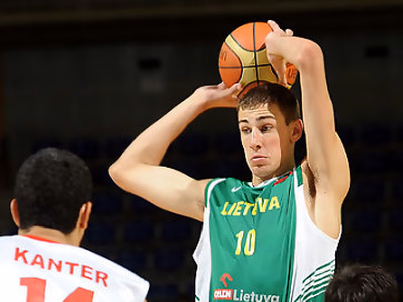 NBA draft 2011: Vencedores y perdedores ¿Son los Jazz los grandes triunfadores? Renace el boom europeo. Curiosiades, de Maduabum al  presunto fraude de Targuy Ngombo
