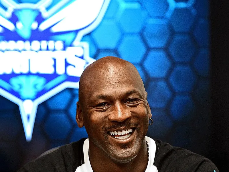 La última jugada de Jordan: vendió a los Hornets en una cifra estratosférica