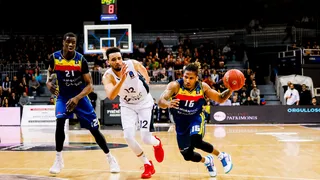 La dupla Ennis-Luz comanda a un arrollador MoraBanc Andorra ante ASVEL