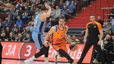 El Valencia Basket más coral conquista San Petersburgo (81-86)