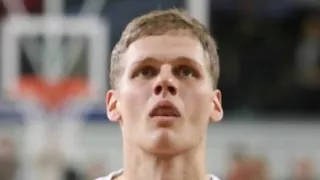 El ex ACB Eric Struelens se retira y los 2.22 de Van De Hare decisivos para coronar al AEL Limassol en Chipre