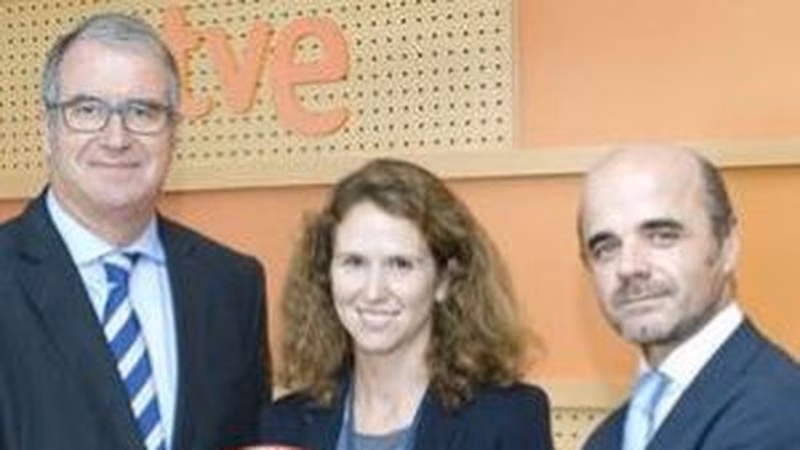 TVE y ACB modifican el horario del partido de los domingos en La1 pasándolo al horario matinal. Blusens-Real Madrid estrenarán el nuevo horario (12:30,La1) con el consiguiente enfado de Obradoiro