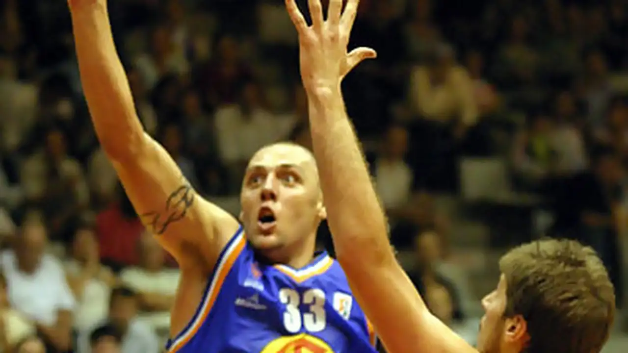 Cyril Julian llega a Pamesa