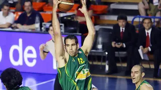 Ross Schraeder y Antxon Iturbe ya son jugadores del Baloncesto León