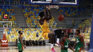 Diop y Costello lideran la clasificación para el Top-16 (90-82)