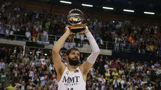 Kukoc a Mirotic: “Gracias a Dios no estarán aquí Michael y Scottie  para torturarlo”