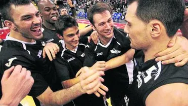 Los jugadores del Força Lleida se plantan. La directiva responde y no cede