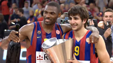 Así fue 2010 (VIII):  la sinfonía del Regal FC Barcelona, una orquesta con gran director