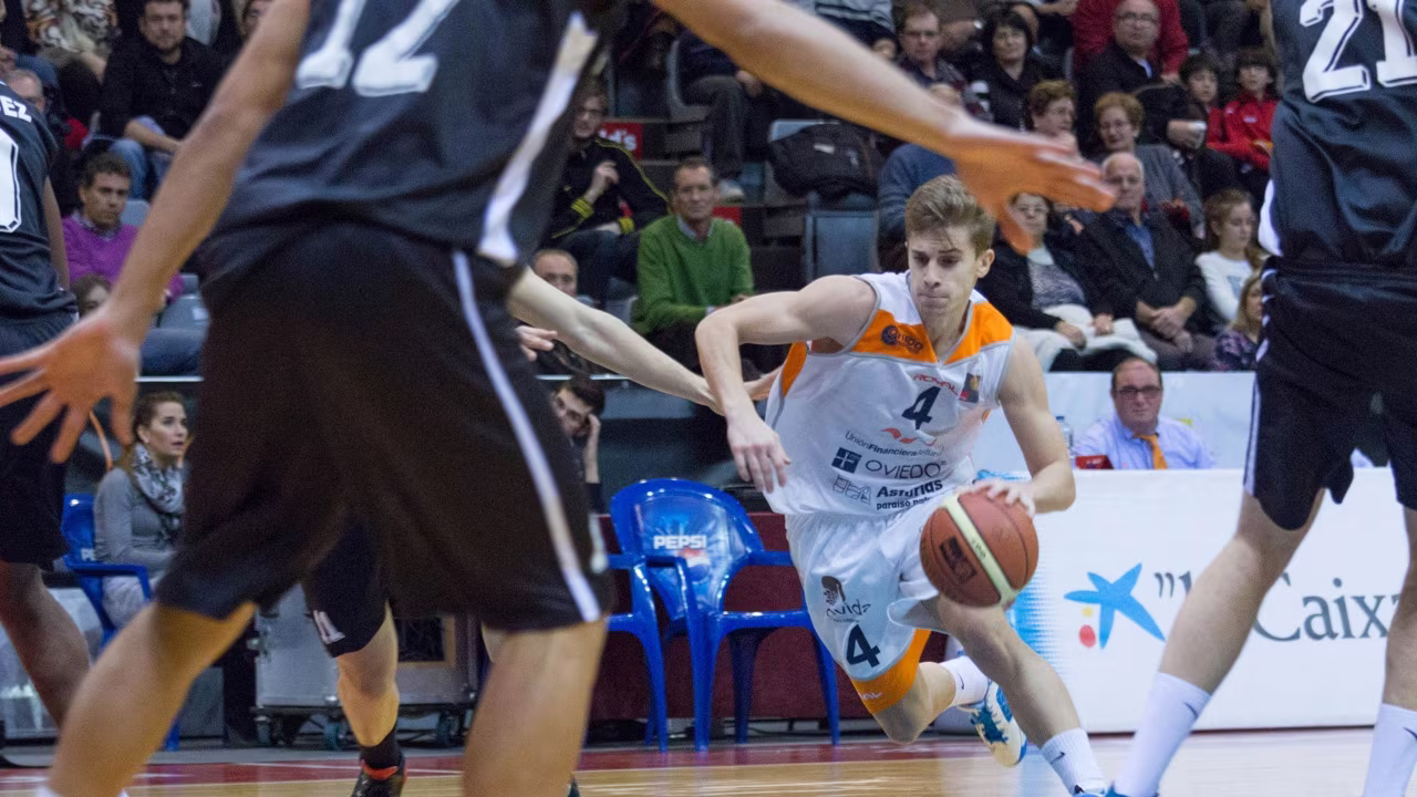 River Andorra no cede y afrontará la Copa como líder. Oriola, MVP