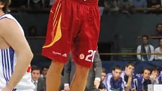 Roko Ukic abandona la NBA y ficha por un Fenerbahçe que confirma a Tanjevic hasta final de temporada