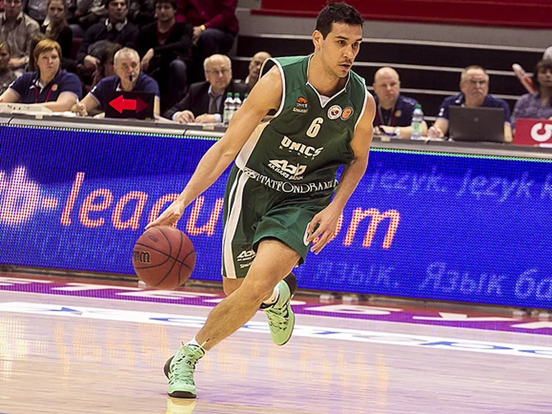 Los equipos turcos se refuerzan para el Top16: Heurtel y Zisis, a Efes y Fenerbahce