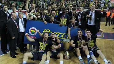 Copa Turca: Fenerbahce, campeón. David Andersen, MVP. Exhibición de Gordon en semis