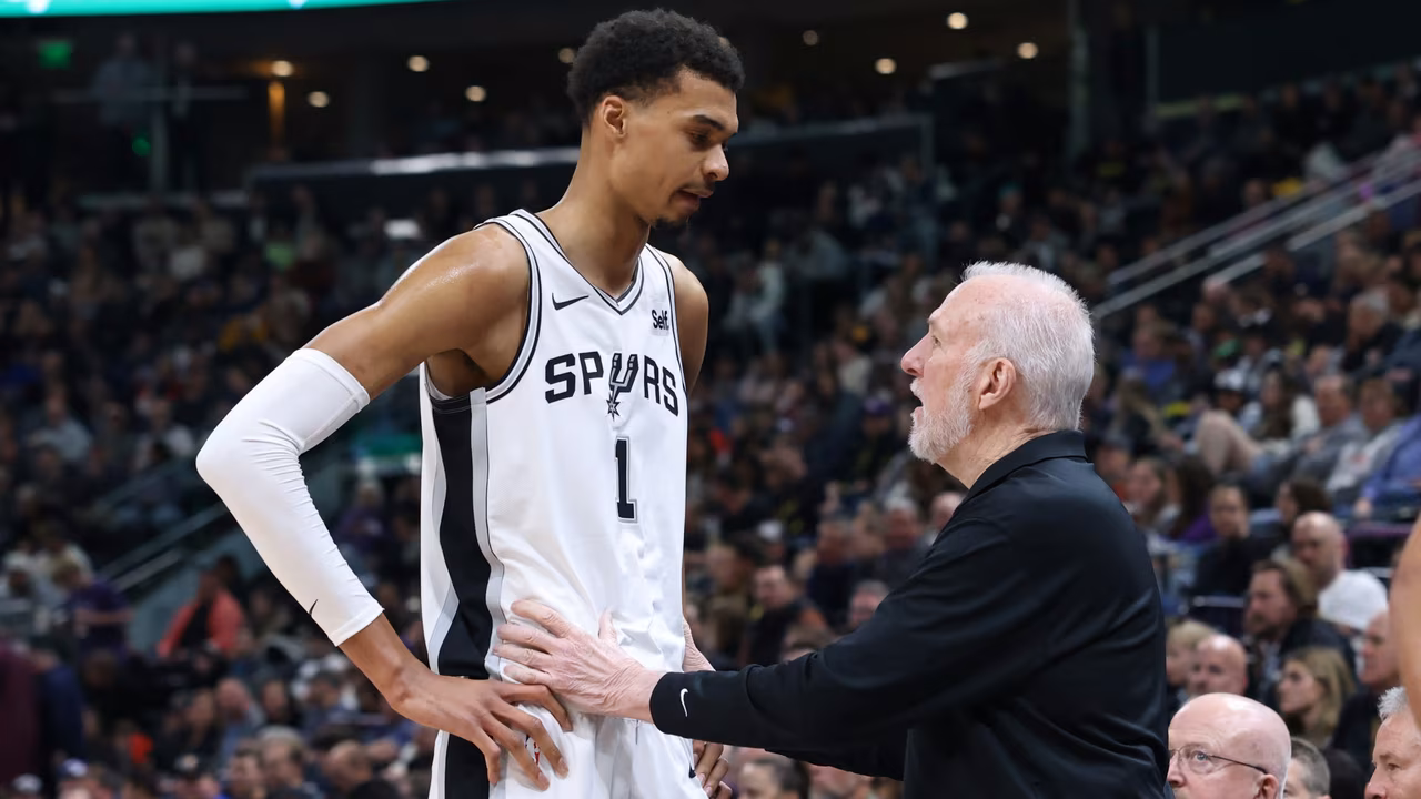Wembanyama se queda sin su maestro: ¿Por qué Popovich dejará de dirigir a los Spurs?