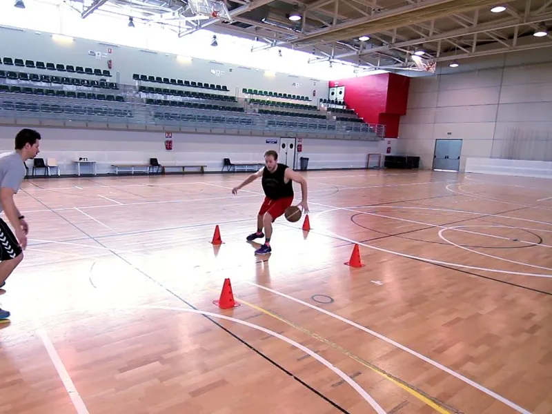 Cómo entrenar la velocidad en el baloncesto