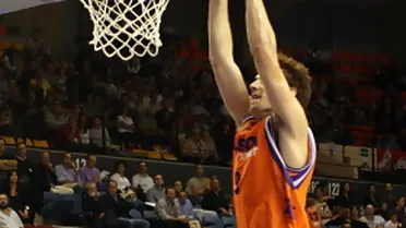 Victor Claver, nombrado mejor jugador joven de la Eurocup. Ilias Zouros (Panellinios), entrenador del año