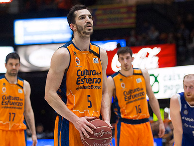 FC Barcelona llega a un acuerdo con el Valencia Basket por la compra de Pau Ribas