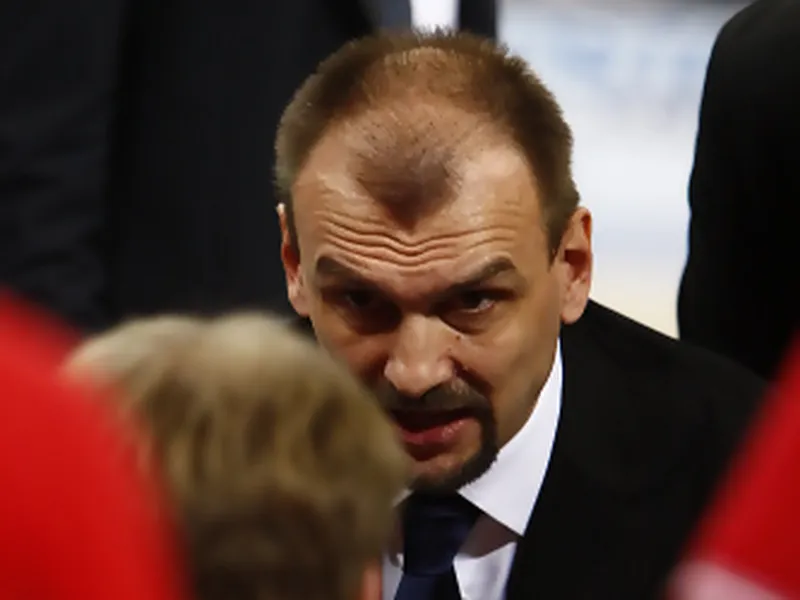 El Caja Laboral de Tabak toma aire ante Unicaja (90-79)