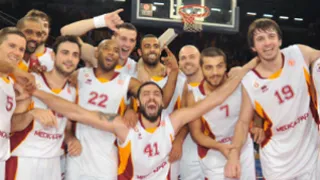 Liga Turca (J30): Finaliza fase regular con Galatasaray en cabeza. Todos los cruces y los líderes estadísticos. Apasionante Besiktas-Fenerbahce en cuartos. Ryan Toolson, último MVP de la jornada