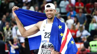 Tavares sigue sin renovar con el Real Madrid: “el sueño de la NBA está ahí”