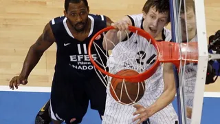 Erden y Vesely, poderío en la pintura de Fenerbahce; Lawal, de LEB Plata a Euroliga