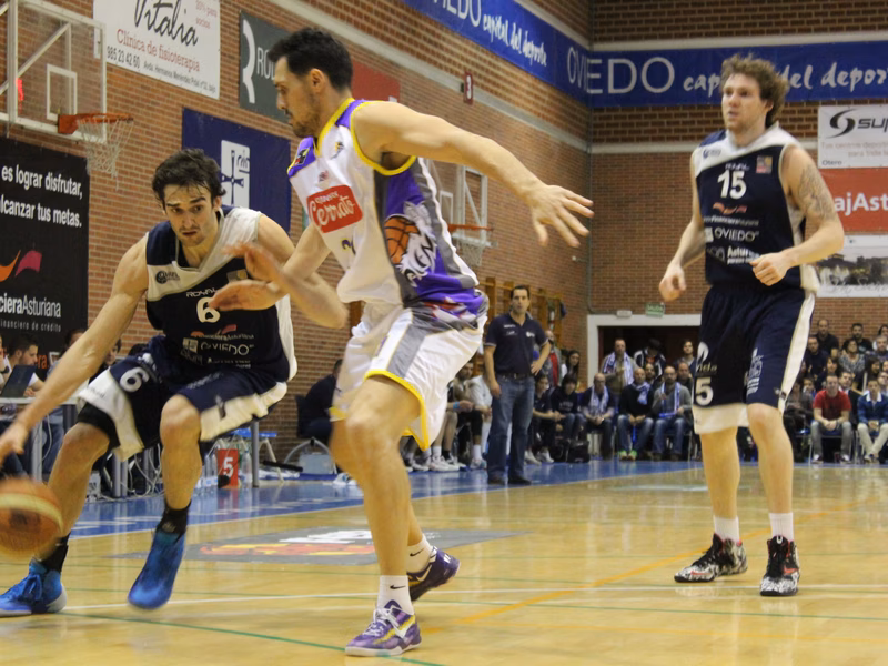 Nueva machada de Oviedo en un Pumarín impresionante. Burgos finalista
