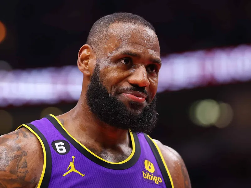 LeBron James, uno de los elegidos por Elon Musk para mantener su cuenta verificada