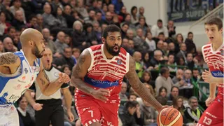 Los NCAA Rookies sí la saben meter en Europa: (III) Quintetos Premium