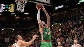 El Baskonia sigue sin revertir la situación en Euroliga, cae en Milan 93-90