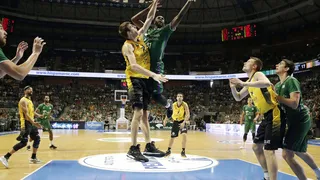 El impacto del debutante Christian Eyenga da a Unicaja el primer punto ante Iberostar Tenerife (79-65)