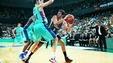 El termómetro de la (J19): ¿Podrá el Uxue Bilbao Basket asaltar el Palau Blaugrana? Hagan sus apuestas