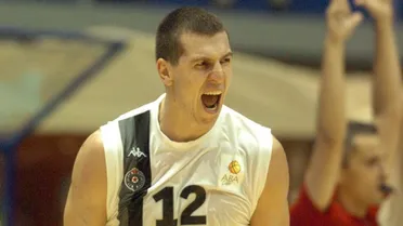 Lucha encarnizada por entrar en la Final Four; Simonovic y Milosavljevic deciden