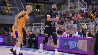 Monbus Obradoiro mete al Herbalife Gran Canaria en un apuro (92 a 93)