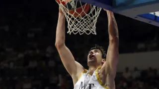 Ante Tomic devuelve la serie a Vitoria