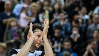 Joan Sastre enmudece Miribilla: deja sin playoff a Bilbao y agua la despedida de Raül