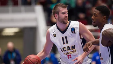 Zoco ACB: Nemanja Radovic y Mike Tobey podrían fichar por Obradoiro y Tenerife