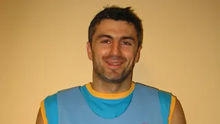 Polaris World Murcia ficha al griego Nikos Vetoulas