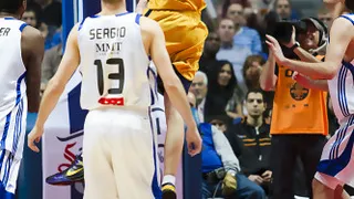 C.J. Wallace refuerza el lujoso Barça Regal