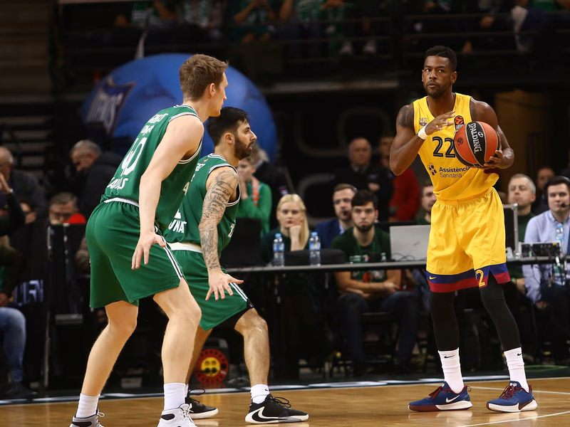 Higgins dicta sentencia para el Barça en Kaunas (86-93)