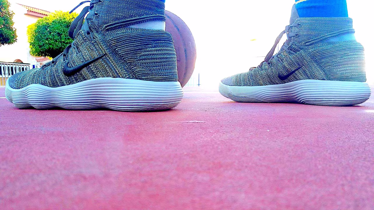 Review: Nike Hyperdunk 2017 Flyknit