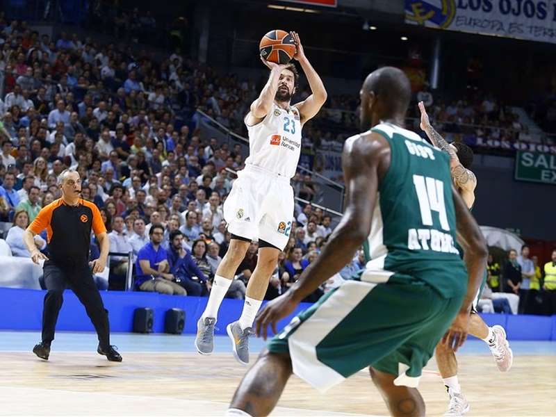Maravilló y rozó el drama, pero el Real Madrid vuelve a la Final Four (89-82)
