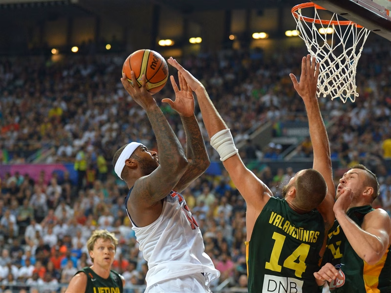 EE.UU. cumple los pronósticos y jugará la final tras ganar a Lituania (96-68)