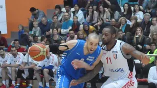 Troy De Vries desencadenado. La NBA vuelve a mirar a Obradovic