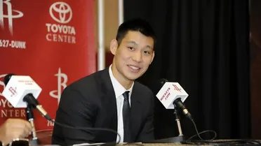 La Noche Americana: El déjà vu de Linsanity en el Madison ahorca a los Knicks. Ibaka se merienda a Duncan en un partido histórico para OKH. Big Baby castiga a unos T-Wolves sin brújula.