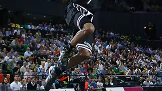 Bizkaia Bilbao Basket asegura Playoff y pone pie y medio en Europa a costa de un Menorca Básquet lleno de dignidad