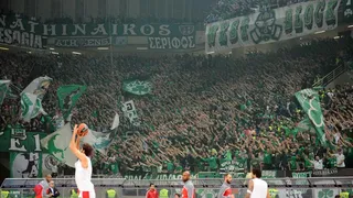 El Barça hiere un poco más al Baskonia; Unicaja cae y PAO se lleva el derbi