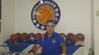 Gustavo Aranzana y Luis Guil arrancan la pretemporada y un campeón sin sudar en Perú