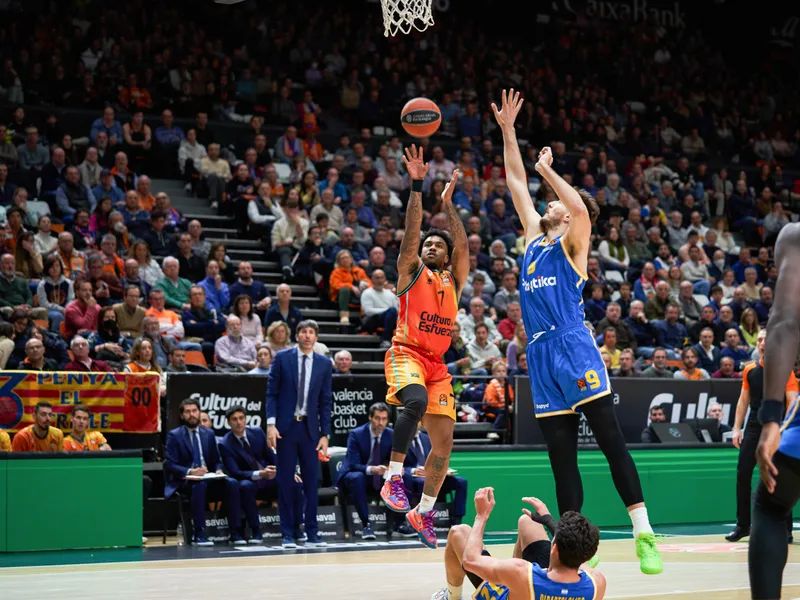 Euroliga: La incertidumbre y la seguridad marcan la previa del Valencia Basket vs Maccabi