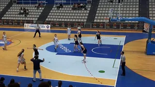 CE Jun Fem (J1) – Los favoritos arrasan; Conquero vence a Estudiantes; Cáceres, MVP (46v)