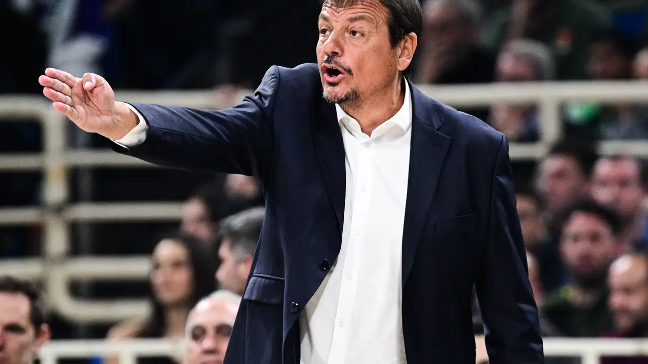 Ergin Ataman la vuelve a liar: “Quiero quejarme de algunos jugadores como…”