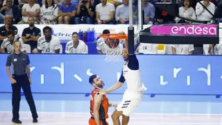 El Real Madrid aplasta a Valencia Basket para poner el 1-0 en las semis (94-72)